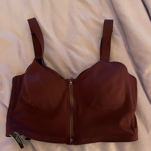 Victoria secret size 32D bra/top